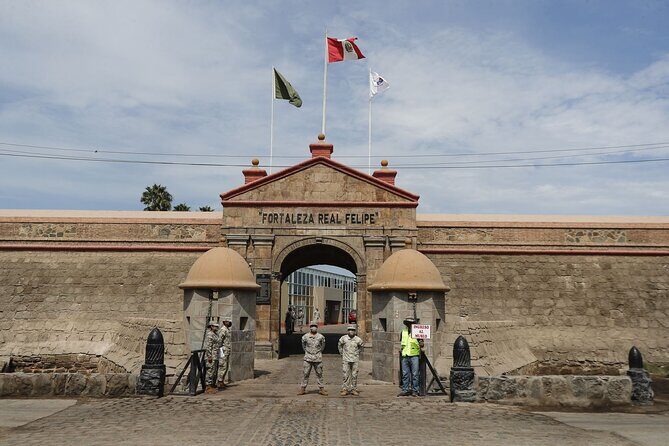 Lima Cultural Full Day - Including Real Felipe Fortress - Pickup and group size: the practical comfort factor