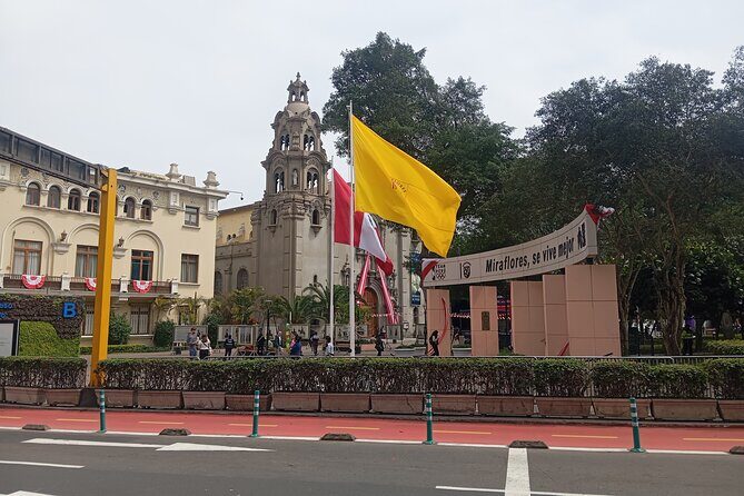 Lima Electric Bicycle Tours (Miraflores - Barranco 13 km) - El Parque del Amor: the Love Park route you’ll actually enjoy walking