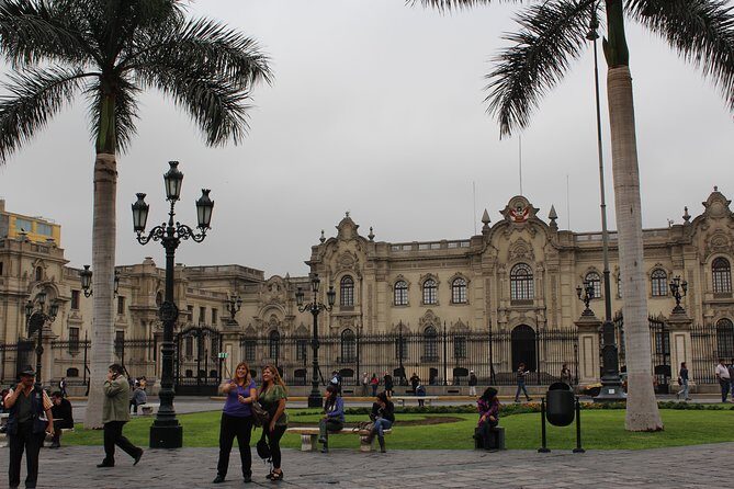 Lima FD Experience Pachacamac, Barranco, City Centre & Water Park - Why this 9-hour Lima route works (and who it’s best for)