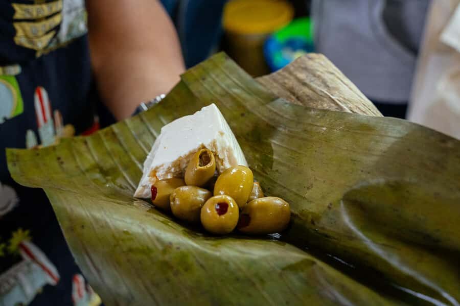Lima: Flavors and Tradition Walking Tour with Food Tasting - Riding the Metropolitano like a local (and why it matters)