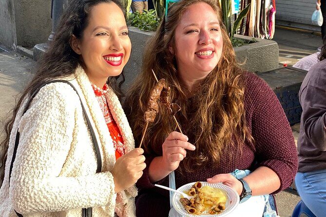 Lima Food Tour - Prepare your Anticuchos and Pisco Sour - Plaza de Armas finale: make your own pisco sour in a republican mansion