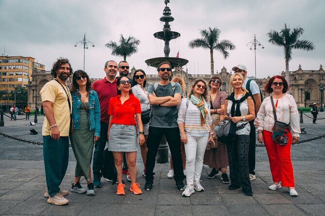 Lima Full Day Exclusive : History, Culture and Lunch Included - Centro Histórico: Plaza de Armas and Lima’s Power Center