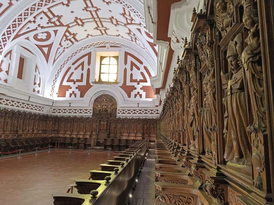 Lima Full-Day Main Attractions Tour - The Bridge of Sighs: a short stop with big neighborhood context