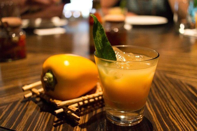 Lima Gourmet Food Tour: Evening Experience - Group Size and Guides: How You’ll Spend the Evening With Others