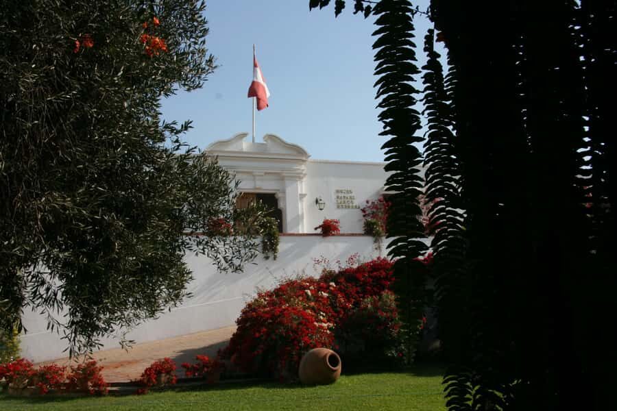 Lima: Half-Day Private Lima City Tour and Larco Museum - Price and Value: What $122 Really Buys You Here