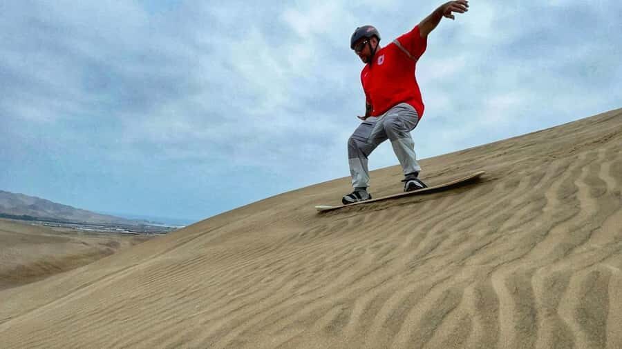 LIMA: HALF-DAY SANDBOARDING TOUR - Who this sandboarding tour suits best