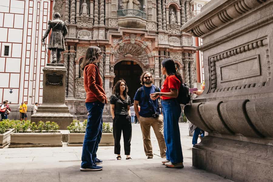 Lima: Historic Center Street Food, Market, and Eateries Tour - Barrio Chino (Chinatown) and chifa: when Lima tastes like two cities