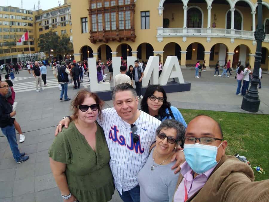 Lima: Historic Downtown, Miraflores & Catacombs Private Tour - Huaca Pucllana: seeing a Pre-Inca site inside modern Lima