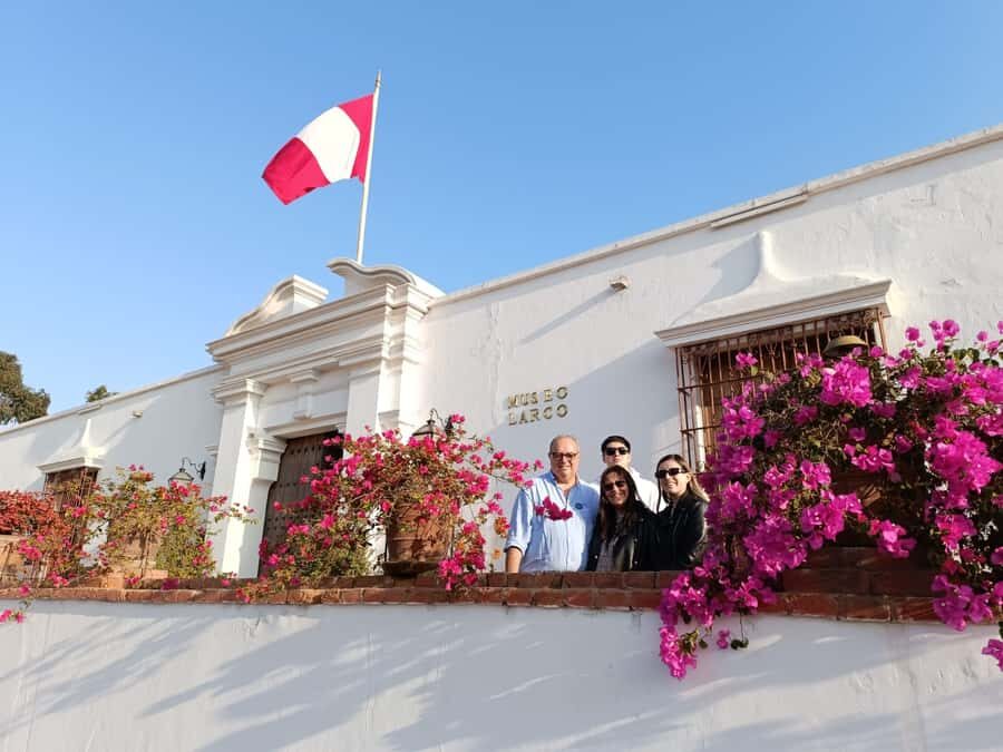 Lima: Larco Museum Entry Ticket & Guided Tour with Pickup - Why Larco Museum’s ceramics are a fast route to understanding Peru