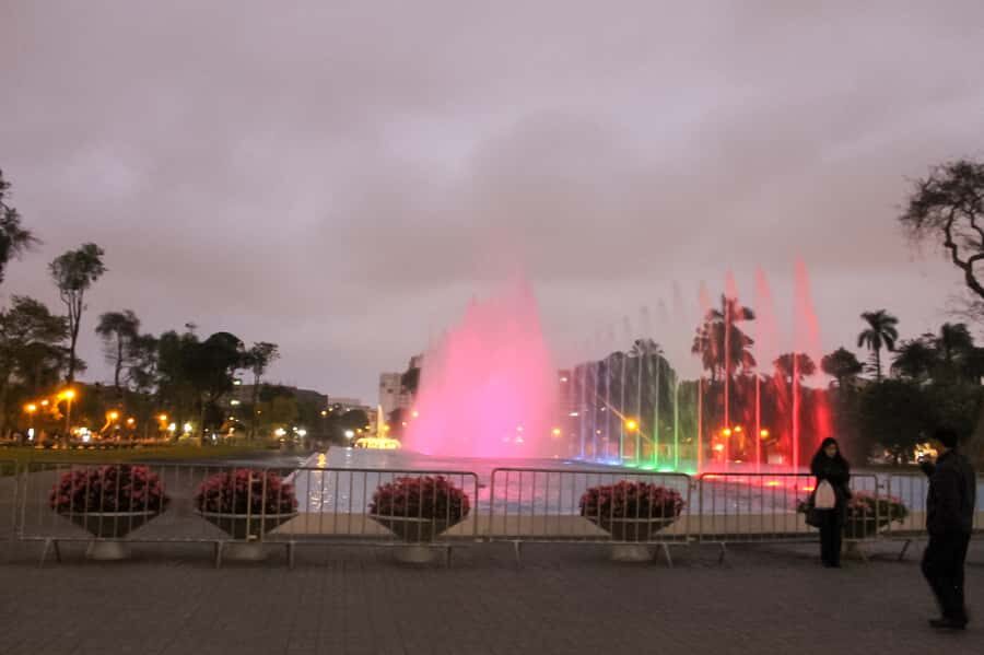 Lima: Lights, Pisco, and Fun Night Tour and Pisco Tasting - Practical tips so your night goes smoothly
