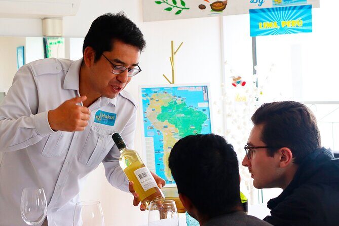 Lima: Local Wine Tour - Plaza Mayor in Santiago de Surco: Grapes, Climate, and a Local Stop