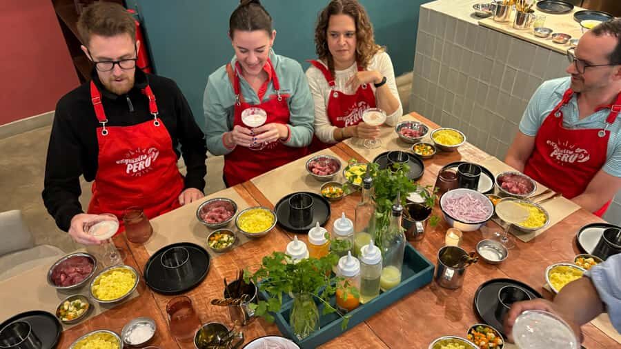 Lima: Market Tour and Cooking Class with Pisco Sour - Key things that make this Lima tour worth your time