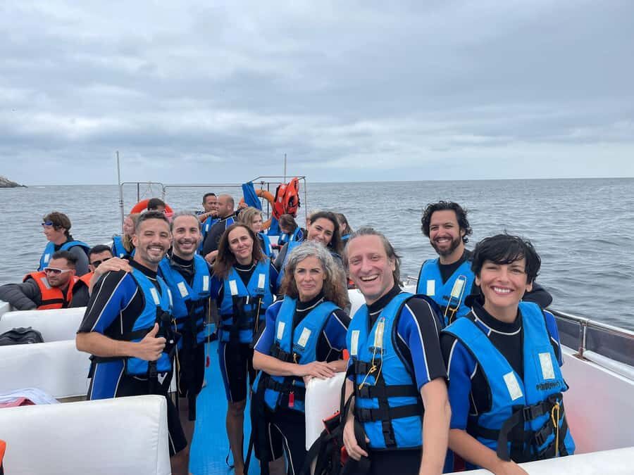 Lima: Palomino Islands Speedboat Tour & Swim with Sea Lions - Pickup and van rides from Miraflores, Barranco, and Callao District