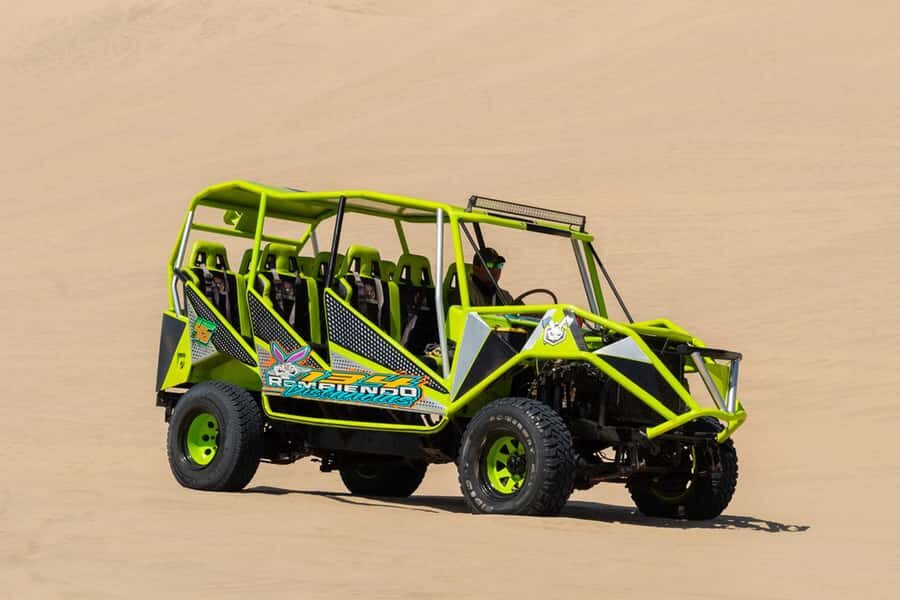 Lima: Paracas and the Huacachina Oasis Guided Day Tour - The pisco and lunch stop in Ica: tastings, local spirits, and a timed meal