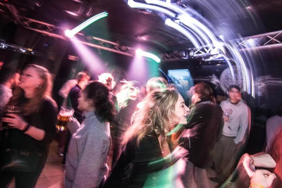 Lima: Party tour Fridays Barranco / Saturdays Miraflores - Third bar and the club finish: 2x1 cocktails, then dancing mode