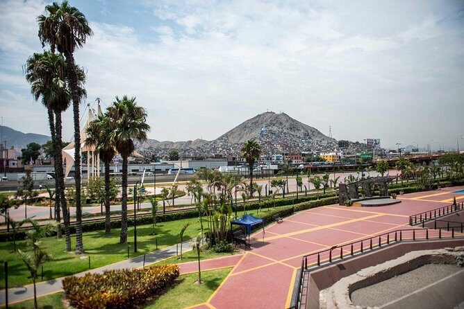 Lima Photo Day Tour - Barranco’s street art and the calm reset
