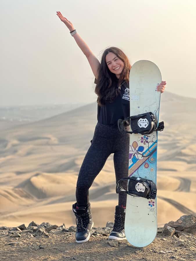 Lima: Sandboarding and Jeep Tour - Gear and instructor time at the sandboard store