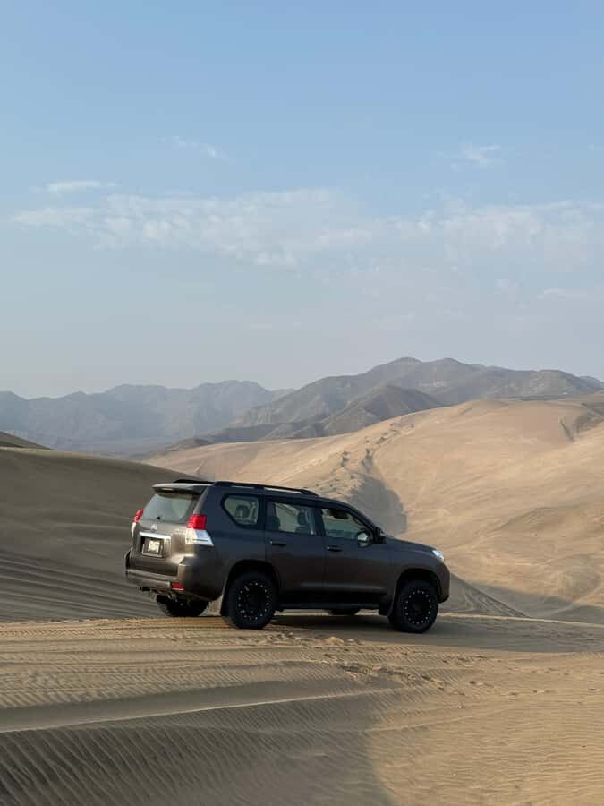 Lima: Sandboarding and Jeep Tour - The safety briefing that keeps the day fun