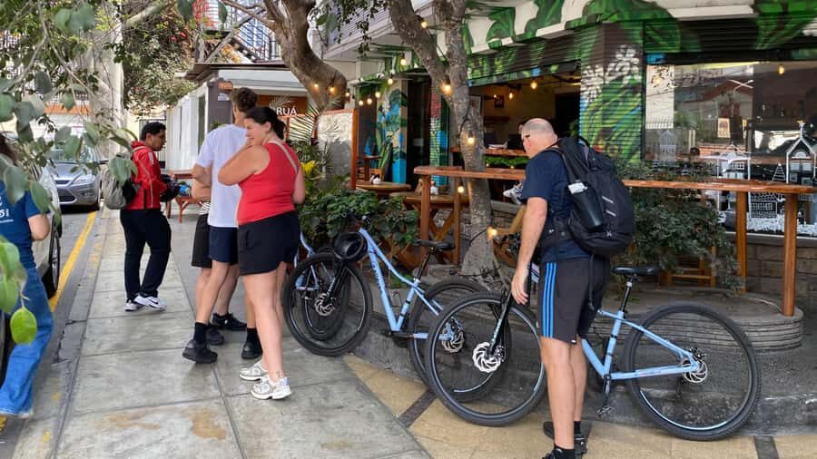 Lima: Sightseeing Bike Tour with Food and Drink Tastings - Barranco: bohemian streets, street art, and Juanito butifarra
