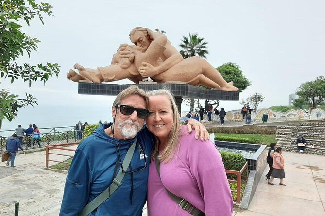Lima South: Visit Pyramids, a Vibrant Wharf, & Bohemian Barranco - Barranco: bohemian street life, graffiti, and the Bridge of Sighs