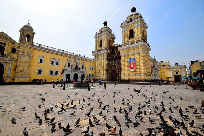 Lima Top Attractions City Tour : Tickets Included - San Francisco Convent and Catacombs: the ticketed highlight