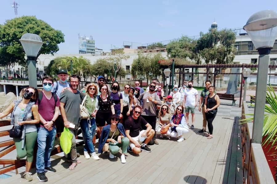 Lima: Tour a pie con Guía Local por el Centro Histórico - Key Highlights You’ll Feel on the Walk