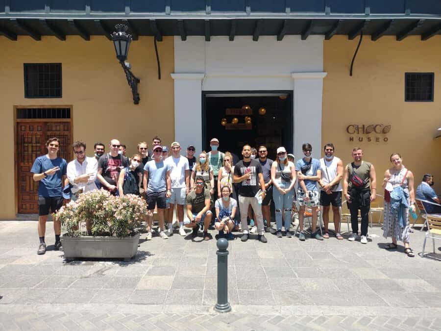 Lima: Tour a pie con Guía Local por el Centro Histórico - Why Lima’s Historic Center Works Best on Foot