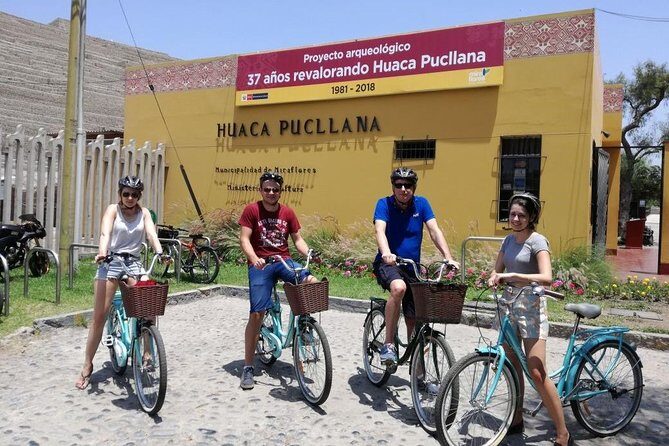 Lima Urban Bike Tour in Miraflores and San Isidro - Stop 2: Surquillo market for fruit juice and a quick local taste