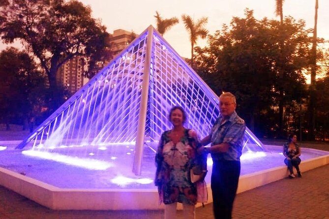 Lima: Water Magic Circuit, Historic Downtown & Catacombs Tour - The Guides: Where the Experience Often Lives or Dies