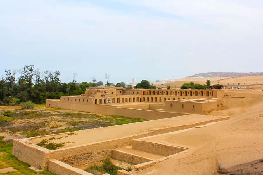 Lima:Half-Day Pachacamac, Barranco & Chorrillos Private Tour - Chorrillos and the Costa Verde beach circuit: coastal views with context