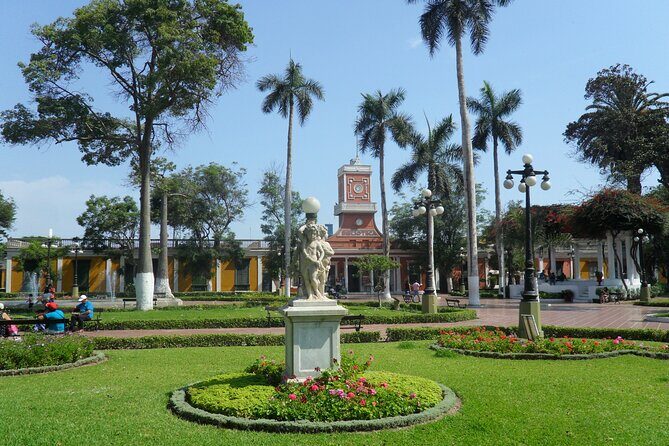 Lima’s Most Charming Hoods: Private Half Day with Local Guide - Miraflores: Love Park, Huaca Pucllana sighting, and Kennedy Park
