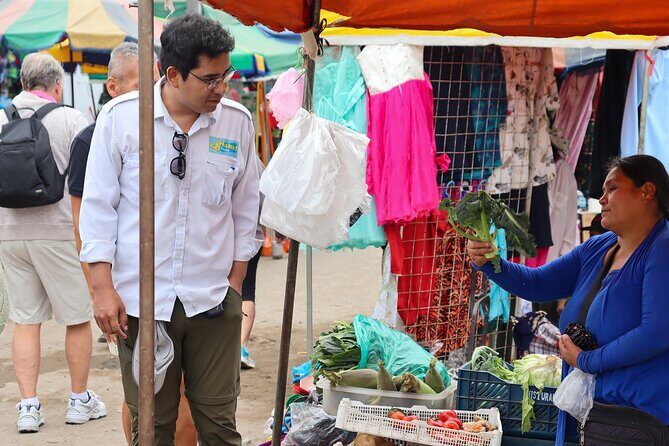 Lima's Reality Tour: Shanty Town + Local Lunch + City Tour - Plaza de Armas and the Happy Inka Market for real shopping time