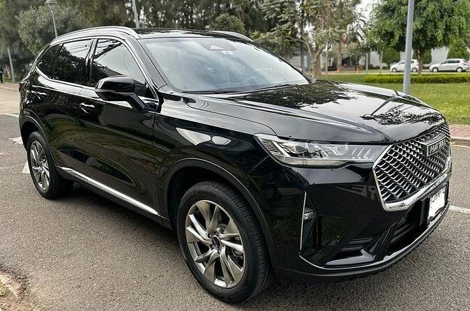 Luxury Private Transfer from Lima Airport -Hotel by Aludi Travel - The comfort and safety angle: clean cars and steady driving