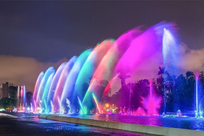 Magic Fountains Park & Barranco Tour by Night (Small Group) - Why Magic Water and Barranco work best after dark