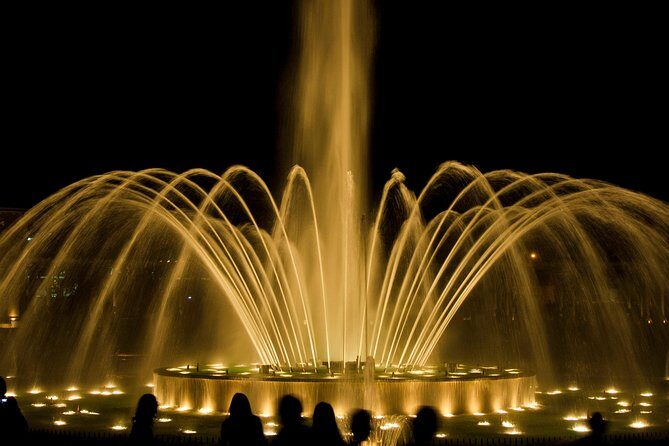 Magic Water Circuit with Dinner - Where the historic center stop matters (and why you shouldn’t skip it)