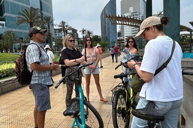 Miraflores & Barranco Bike Tour with Local Guide - Faro La Marina: Coastal Vantage That Changes the Angle