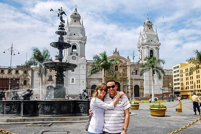 Modern and Colonial Lima City Tour. - El Olivar de San Isidro: the green pause between districts