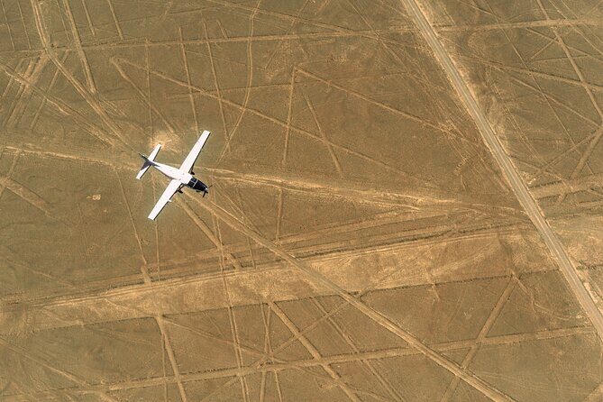 Nazca Lines and Huacachina 2 Day Tour from Lima - Huacachina Oasis: Buggy, Sandboarding, and a Desert Sunset Moment