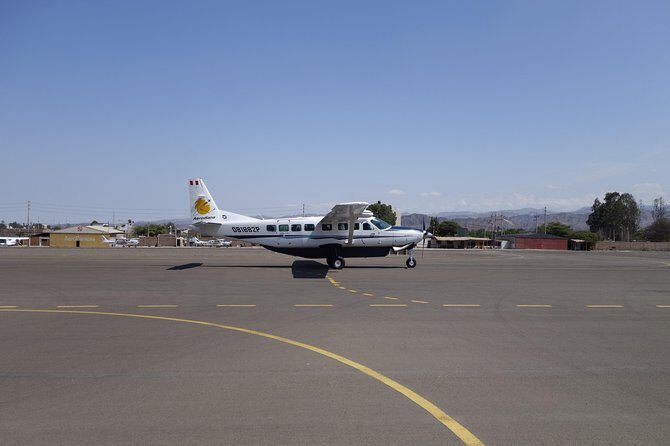 Nazca Lines Scenic Flight – Unforgettable Day Tour, from Lima - Paracas and the Ballestas Islands boat ride: wildlife at close range