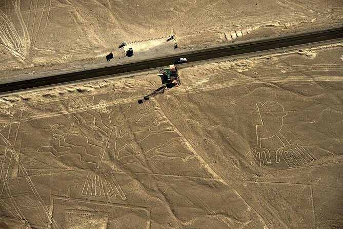 Nazca Lines Scenic Flight – Unforgettable Day Tour, from Lima - Paracas red sand and the short land stop: good context, not the main event