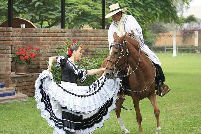 Pachacamac Pyramids, Lunch & Dance Horse Show!! Must see in Lima. - How to Make This Day Feel More Authentic