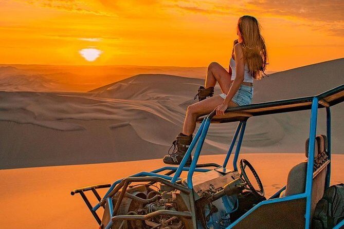 Paracas, Huacachina and Sunset Tour at the Oasis - Guides and group energy: names you might hear
