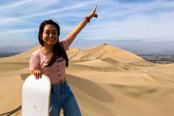 Paracas y Huacachina desde LIMA , Islas Ballestas y sandboarding - Laguna de Huacachina: sandwalking plus Tubulares and sandboarding