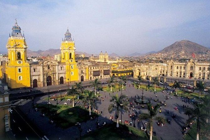Private Lima City Tour. Special tour for Cruise Passengers. - Miraflores and Love Park: Pacific views without the guessing game