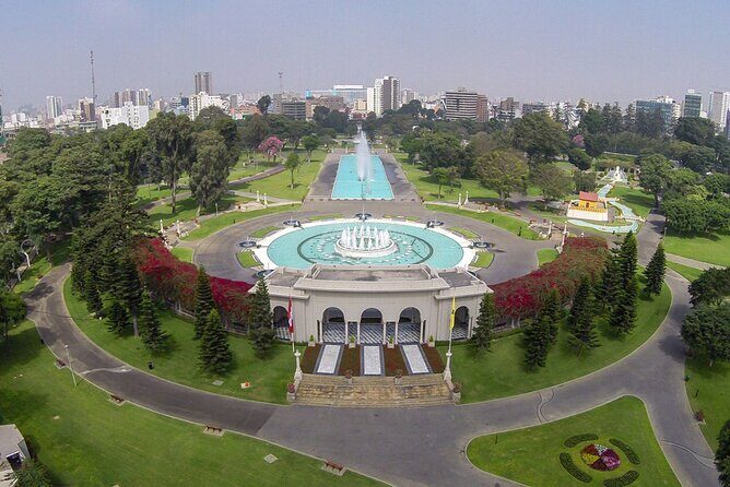 Private Lima Night Tour Including Magic Water Circuit - Your guide: the real difference between seeing and understanding