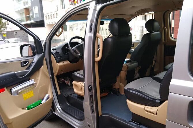 Private Pick up & Drop of from Lima J. Chavez Airport - Meeting at J Chavez: name sign, WhatsApp, and clear contact