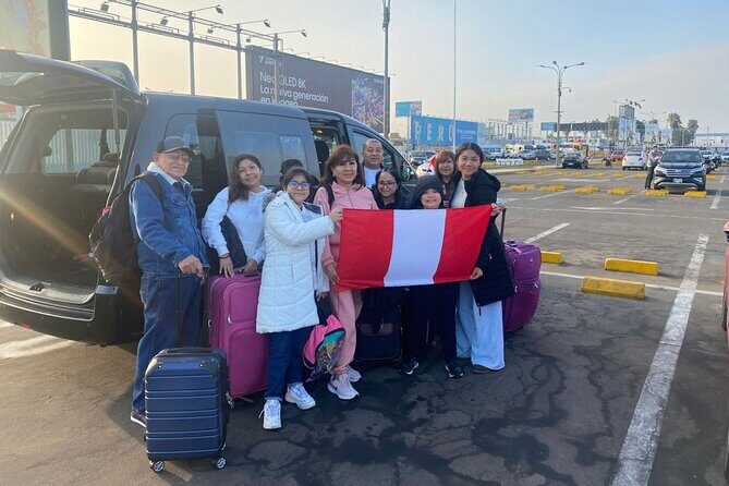 Private Taxi Transfers to Lima Jorge Chavez Airport - The Pickup System: Name Sign, Waiting Spot, and Real Communication