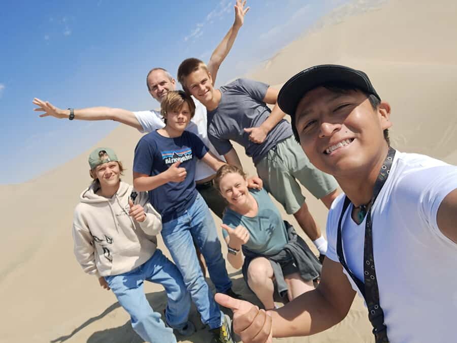 Private Tour: Ballestas Island & Huacachina Oasis, from Lima - Lima to Paracas: The early start that actually pays off