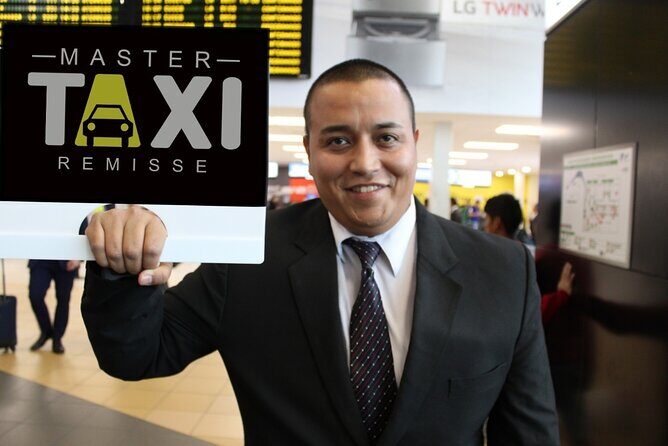 Private transfers from Lima Airport or to Lima Airport - What you get in the car: A/C comfort and free Wi‑Fi