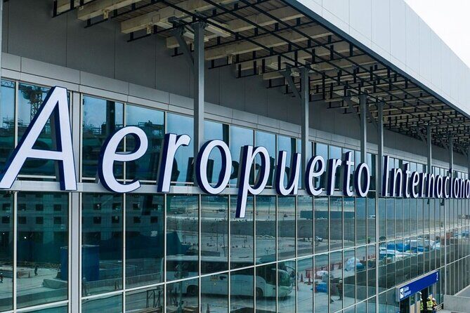 Private transportation to or from Jorge Chávez Lima Airport - Price and Value: $32 for a Private Group Transfer
